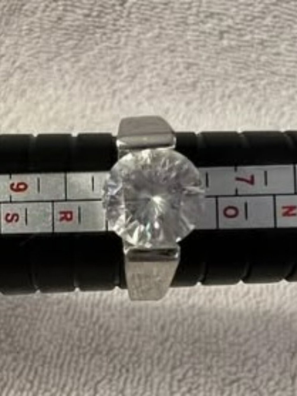 🐻Size 8 - Silver Plated CZ Ring